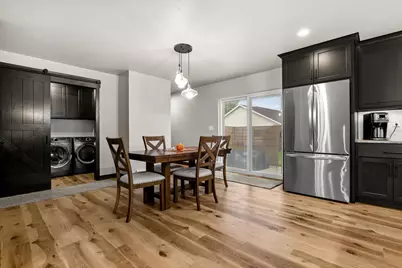 1429  Harbor Lights Rd, Suamico, WI 54173 - Photo 15