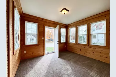 304  St Rose Ave, Fredonia, WI 53021 - Photo 9