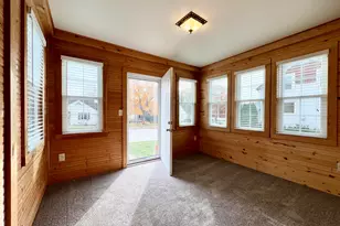 304 St Rose Ave, Fredonia, WI 53021 - Photo 9