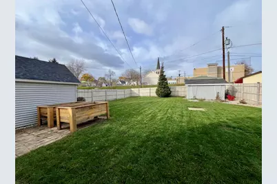 304  St Rose Ave, Fredonia, WI 53021 - Photo 39