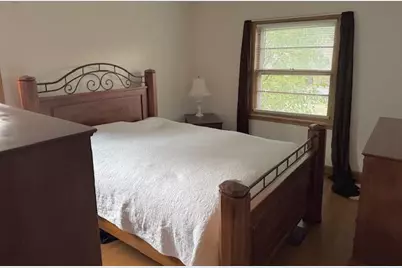 7837  Livingston Ave, Wauwatosa, WI 53213 - Photo 9