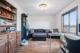 4646 S 124th St, Greenfield, WI 53228 - Photo 15