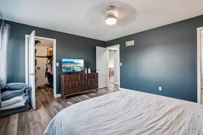 4646 S 124th St, Greenfield, WI 53228 - Photo 23