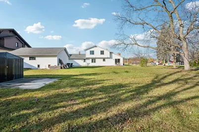 4646 S 124th St, Greenfield, WI 53228 - Photo 29