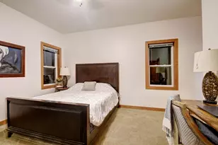 430 Emerald Ct, Kewaskum, WI 53040 - Photo 9