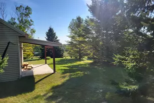 9396 Boltonville Rd, Farmington, WI 53040 - Photo 5