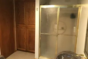 15634 W Ridge Rd, New Berlin, WI 53151 - Photo 9