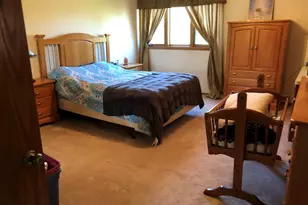 15634 W Ridge Rd, New Berlin, WI 53151 - Photo 7