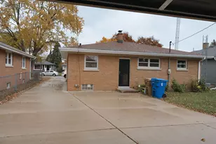 2107 28th St, Kenosha, WI 53140 - Photo 3