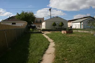 4241 N 75th St, Milwaukee, WI 53216 - Photo 37