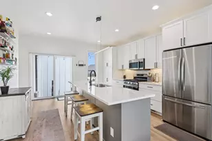 4238 E Lake Vista Blvd, Oak Creek, WI 53154 - Photo 7