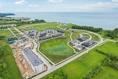 4238 E Lake Vista Blvd, Oak Creek, WI 53154 - Photo 35