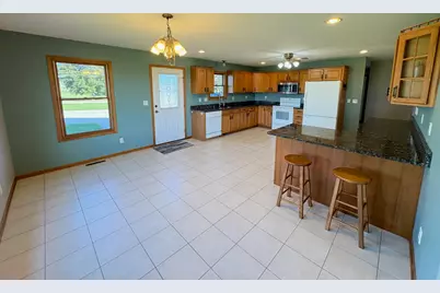 N7321  Bowers Rd, Troy, WI 53121 - Photo 9