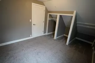 6570 N 54th St, Milwaukee, WI 53223 - Photo 11