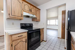 1891 Haymarket Rd, Waukesha, WI 53189 - Photo 7