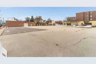 529  4th St #507-521-529, La Crosse, WI 54601 - Photo 3