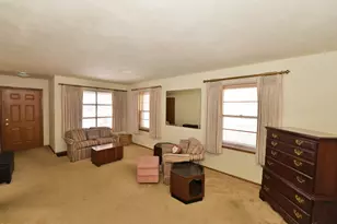 2031 Wustum Ave, Racine, WI 53404 - Photo 5