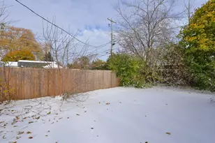 2031 Wustum Ave, Racine, WI 53404 - Photo 19