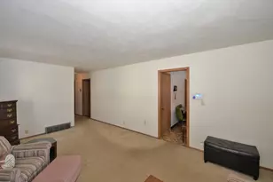 2031 Wustum Ave, Racine, WI 53404 - Photo 3