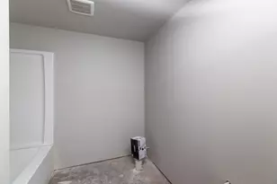 1938 Arches Dr, Holmen, WI 54636 - Photo 15