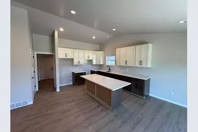 1838  Arches Dr, Holmen, WI 54636 - Photo 5