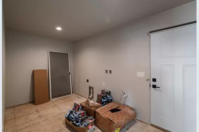 1818  Arches Dr, Holmen, WI 54636 - Photo 5