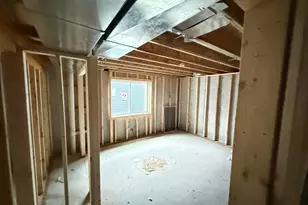 1818 Arches Dr, Holmen, WI 54636 - Photo 11