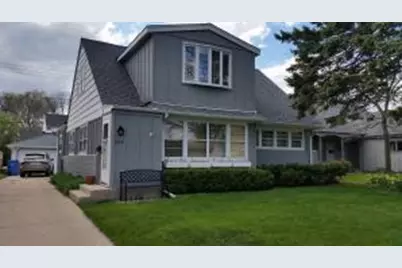 6015 N Shoreland Ave, Whitefish Bay, WI 53217 - Photo 1