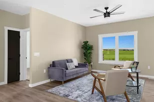 652 Boone Ln, Holmen, WI 54636 - Photo 5