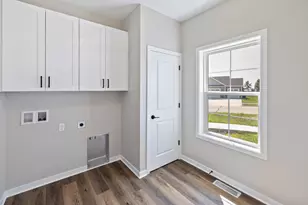 924 Duke St, Brownsville, WI 53006 - Photo 23