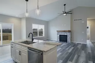 924 Duke St, Brownsville, WI 53006 - Photo 5