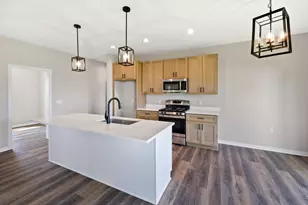 924 Duke St, Brownsville, WI 53006 - Photo 9