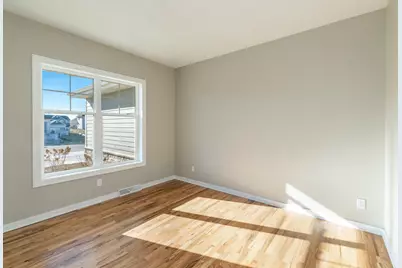 N54W19340  Kearney Ln, Menomonee Falls, WI 53051 - Photo 9