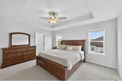 11520 W Meadowview Dr, Franklin, WI 53132 - Photo 19