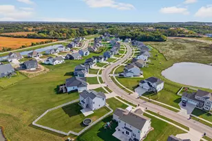 11520 W Meadowview Dr, Franklin, WI 53132 - Photo 33