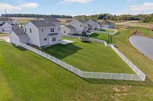 11520 W Meadowview Dr, Franklin, WI 53132 - Photo 3