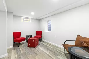 5830 W Philip Pl, Milwaukee, WI 53216 - Photo 15