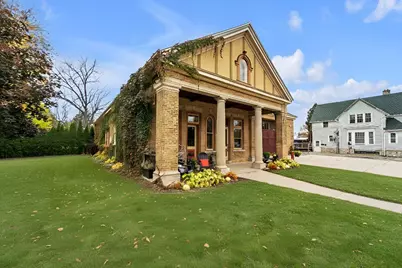 407 N Hawley Rd, Milwaukee, WI 53213 - Photo 25