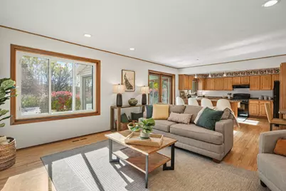 3723  Meadowbrooke Cir, Windsor, WI 53532 - Photo 21