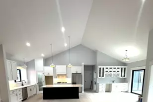 1620 Prestwick Dr, Geneva, WI 53147 - Photo 3