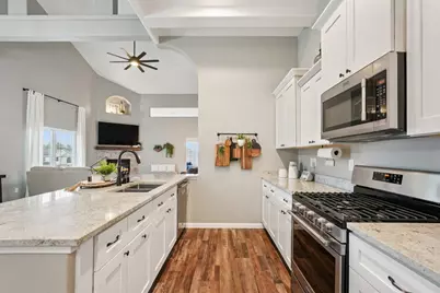 2951  Glen Ivy Dr, West Bend, WI 53090 - Photo 13