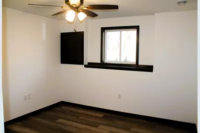 337  Mulberry St #339, Baraboo, WI 53913 - Photo 13