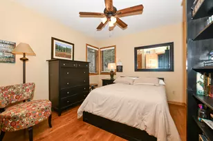 300 King William Ct, Waukesha, WI 53186 - Photo 23