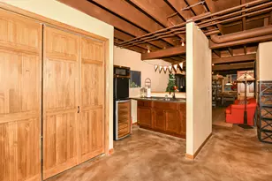 300 King William Ct, Waukesha, WI 53186 - Photo 31