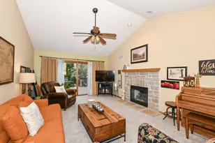 300 King William Ct, Waukesha, WI 53186 - Photo 15