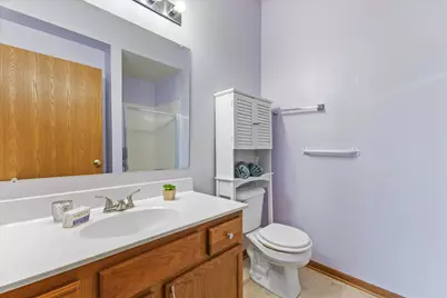 6190 S Creekside Dr #3, Cudahy, WI 53110 - Photo 17