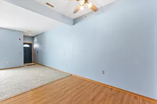 6190 S Creekside Dr, Cudahy, WI 53110 - Photo 11