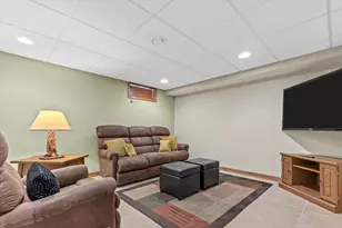 4857 Alcyn Dr, Racine, WI 53402 - Photo 29