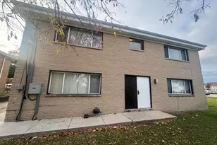 944 N 20th St, Milwaukee, WI 53233 - Photo 25
