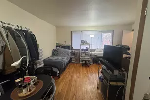 944 N 20th St, Milwaukee, WI 53233 - Photo 35